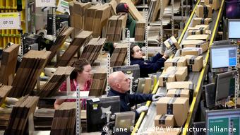 Black friday - Εργοστάσιο Amazon