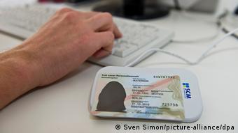 H γερμανική ταυτότητα H γερμανική ταυτότητα