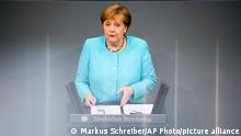 Deutschland Bundestag Angela Merkel Regierungserklärung EU-Gipfel