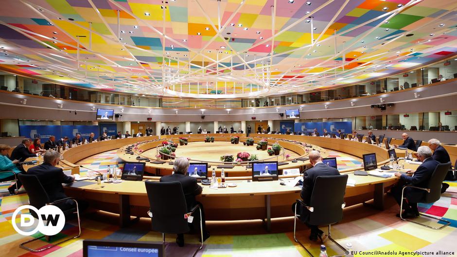 Merklova upa na hitro gospodarsko okrevanje na vrhu EU  Novice |  D.W.