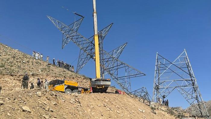 Afghanistan | Zerstörte Stromleitungen