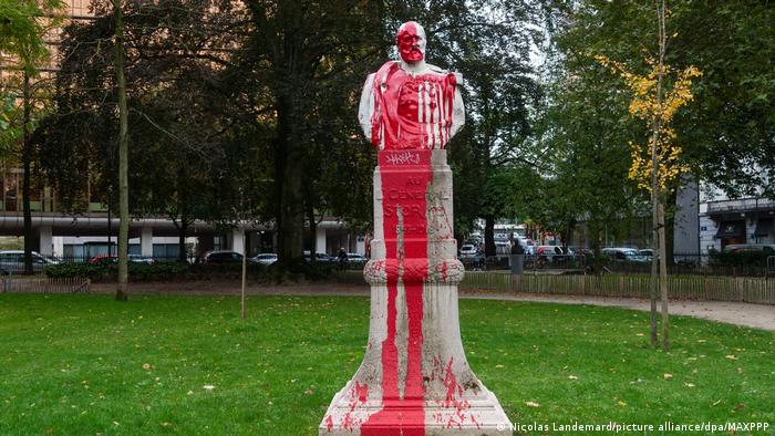 Belgisch kolonialisme uitstrijkjes standbeeld van koning Leopold II