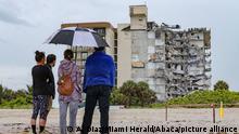 El colapso parcial de las Torres Champlain Sur, la estructura se derrumbó en la mañana del 24 de junio de 2021 en Miami, Florida.