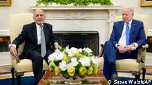 25/06/21++++++ President Joe Biden, right, listens as Afghan President Ashraf Ghani, left, speaks during their meeting in the Oval Office of the White House in Washington, Friday, June 25, 2021. (AP Photo/Susan Walsh)
