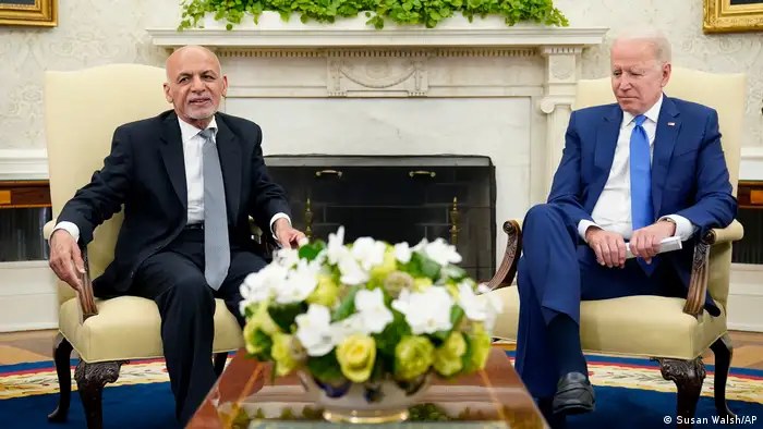USA I Washington I Afghanistans Präsident Ashraf Ghani und Präsident Joe Biden