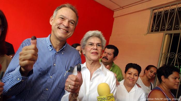 Nicaragua Managua | Violeta Barrios de Chamorro und Pedro Joaquin Chamorro Barrios