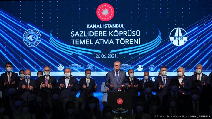 Türkei Megaprojekt Istanbul l Erdogan, Rede zum Spatenstich für die Sazlidere-Brücke
