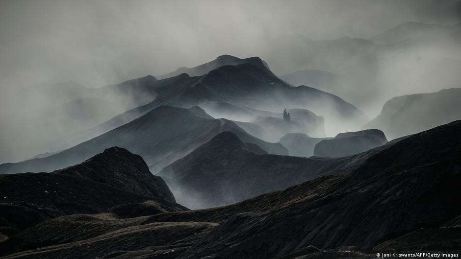 Bild des Tages: Opfern am Gunung Bromo | Alle multimedialen Inhalte der Deutschen Welle | DW - Vimarsana News