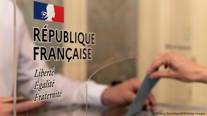 Frankreich Regioanlwahlen 2021 Wahllokal
