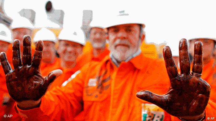 Lula da Silva with the oilmen