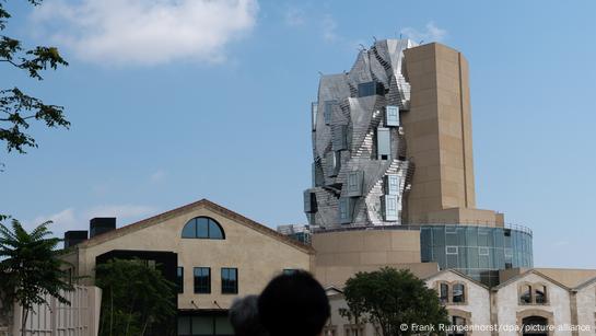 Frank O. Gehry — Fred Hoffman