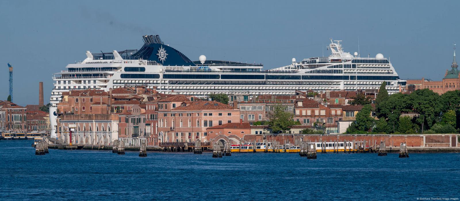 Cruzeiros para Veneza (Ravena), Itália