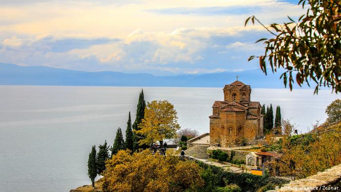 Ohrid-See in Nord-Mazedonien und Albanien