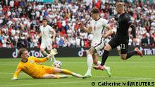 Soccer Football - Euro 2020 - Round of 16 - England v Germany - Wembley Stadium, London, Britain - June 29, 2021 Germany's Timo Werner in action with England's Jordan Pickford Pool via REUTERS/Catherine Ivill