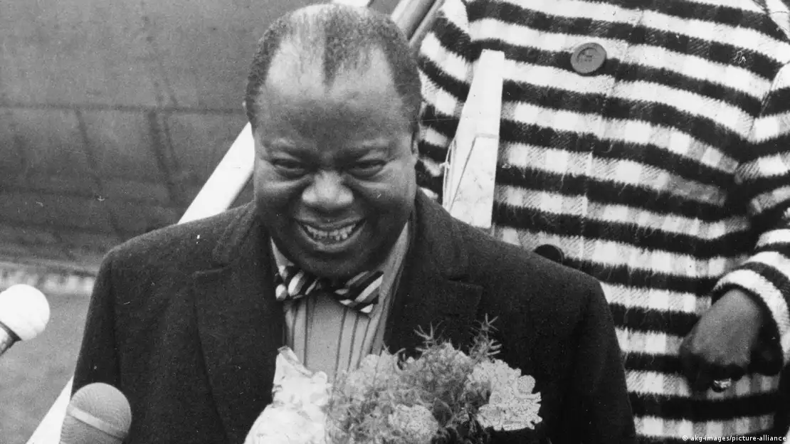 How Louis Armstrong left his mark in East Germany – DW – 09/18/2023