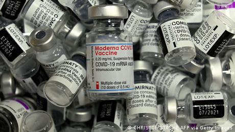 Ваксината на Moderna предлага в дългосрочен план по добра защита от
