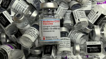 Άμεσα θα πρέπει να αυξηθούν οι ποσότητες εμβολίων στη Γερμανία Άμεσα θα πρέπει να αυξηθούν οι ποσότητες εμβολίων στη Γερμανία