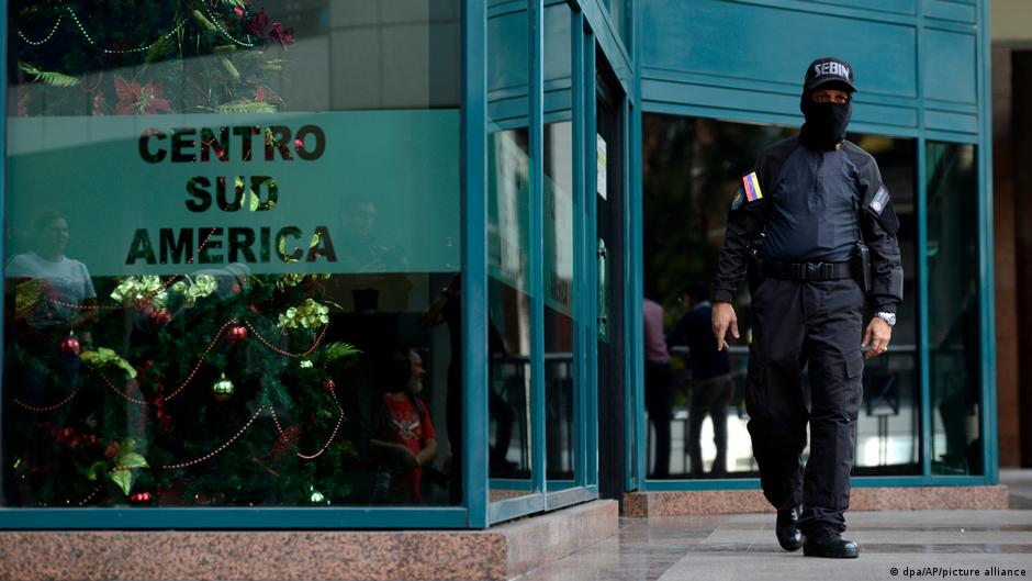 Arrestan en Venezuela jefe de grupo que combatía en frontera | Las noticias y análisis más importantes en América Latina | DW - Vimarsana News