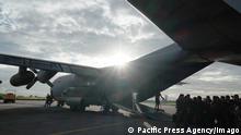 Philippines: Resupply of ammunition A C130 plane bound to Cagayan de Oro loaded with resupply of soldiers, ammunitions and volunteer to conduct trauma recovery in Marawi City. Cagayan de Oro Philippines PUBLICATIONxINxGERxSUIxAUTxONLY SherbienxDacalanio