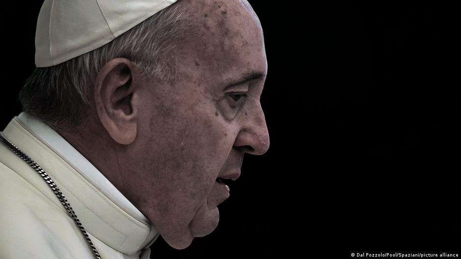 Papst Franziskus hat Darm-OP überstanden | Welt | DW - Vimarsana News