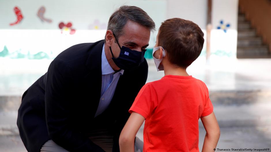 +Coronavirus hoy: un millón de niños perdió a su tutor+ | Las noticias y análisis más importantes en América Latina | DW - Vimarsana News