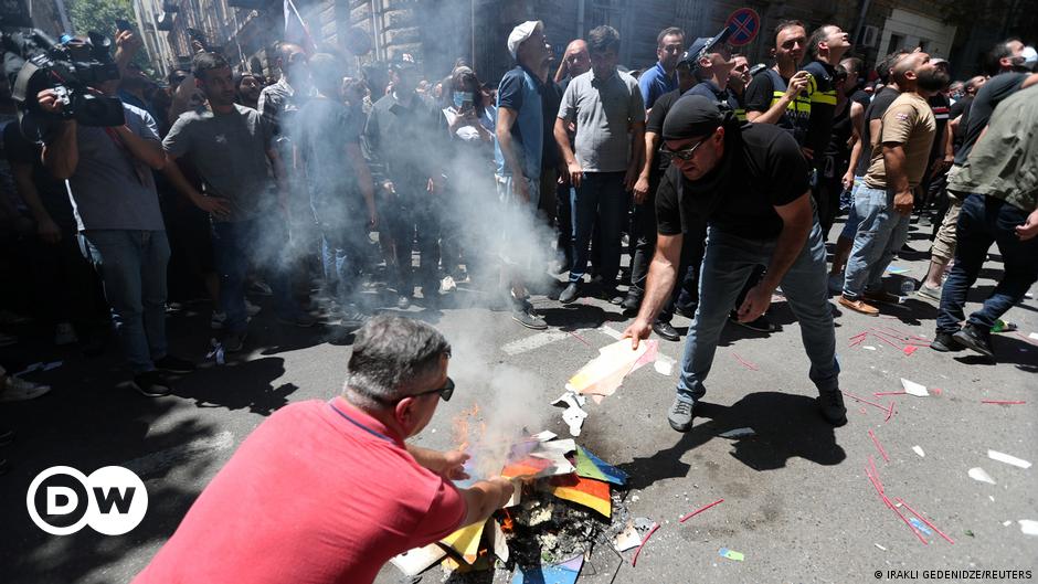 Pride-Parade wegen Gewalt in Tiflis abgesagt