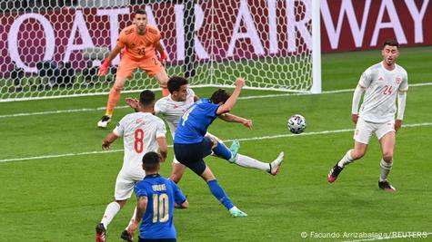 Euro 2020: Espanha vence Croácia no prolongamento e garante lugar nos  “quartos” - JPN