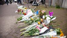 (c) Ingrid Gercama/DW. Nur im Zusammenhang mit der Aktuellen Berichterstattung von Ingrid Gercama zu dem Angriff auf Peter R. de Vries benutzt werden. Flowers placed where Peter R. de Vries was shot yesterday.