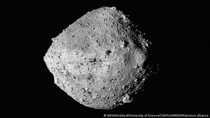 Una ilustración del asteroide Bennu.