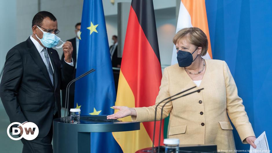 Merkel sichert Niger Anti-Terror-Hilfe zu