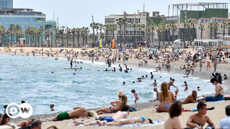 Deutschland erklärt Spanien zum Risikogebiet für Covid-19 |  Internationale Nachrichten und Analysen |  DW