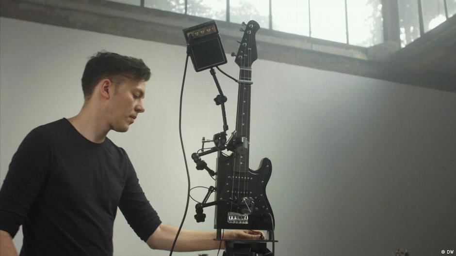 Futuristic robot music | Euromaxx - Lifestyle in Europe | DW - Vimarsana News