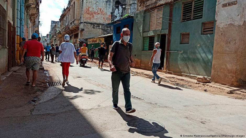 Estados Unidos estudia reautorizar las remesas a Cuba | Política | DW - Vimarsana News