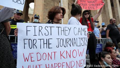 <div>Journalists under threat: August's 10 most urgent cases</div>