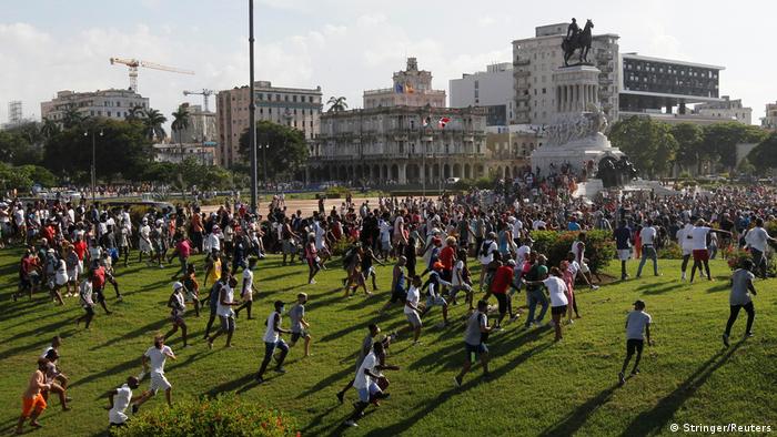 Протести на Кубі