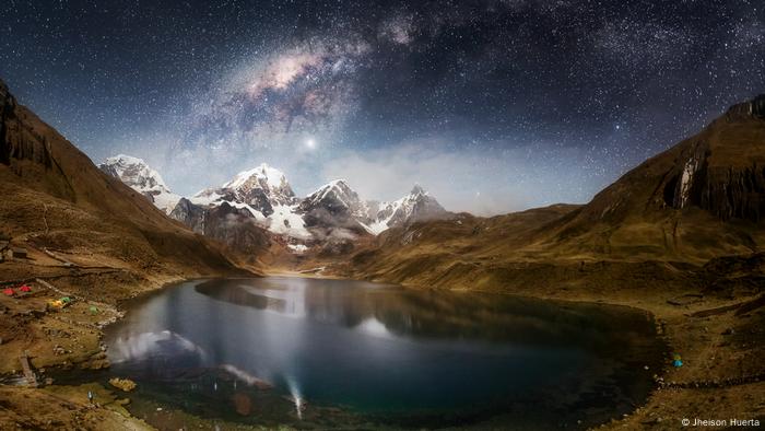 Perú, lago Carhuacocha.