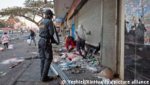 Sube a 72 la cifra de muertos por disturbios en Sudáfrica