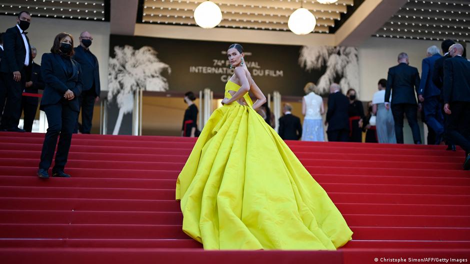 Cannes cierra su maratón de estrenos y espera la Palma de Oro | Europa al día | DW - Vimarsana News