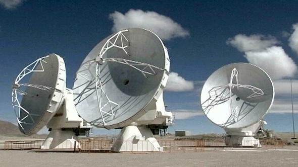 Radioteleskop ALMA in der Atacama-Wüste in Chile (Foto:DW-TV)