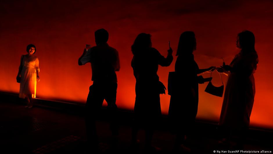 Bild des Tages: Schattenspiel in Peking | Alle multimedialen Inhalte der Deutschen Welle | DW - Vimarsana News