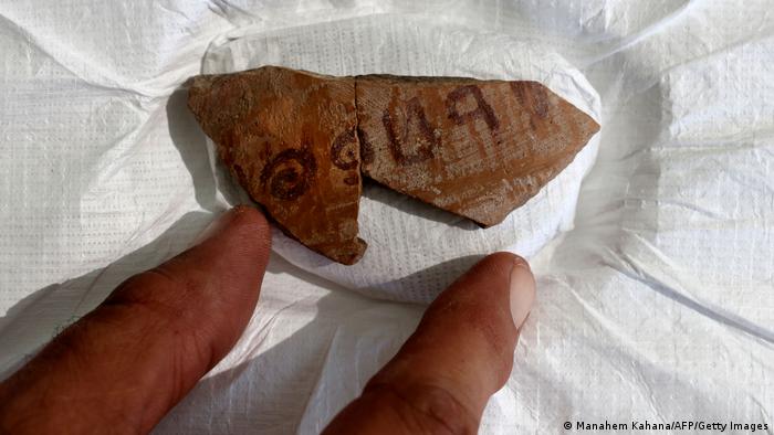 Pottery fragment with inscription