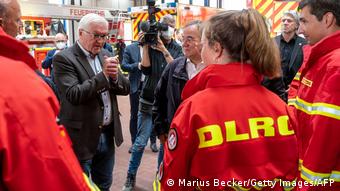Deutschland Unwetter Steinmeier und Laschet in Erftstadt