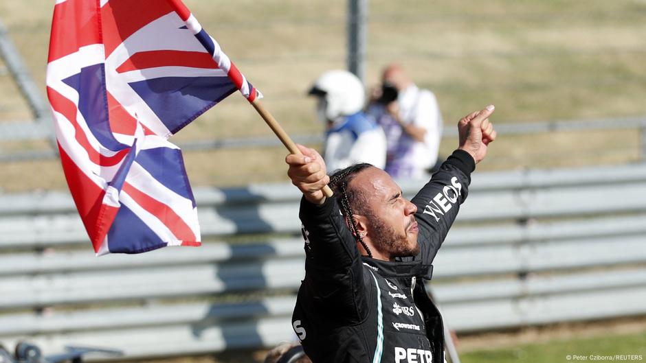 Hamilton gewinnt in Silverstone