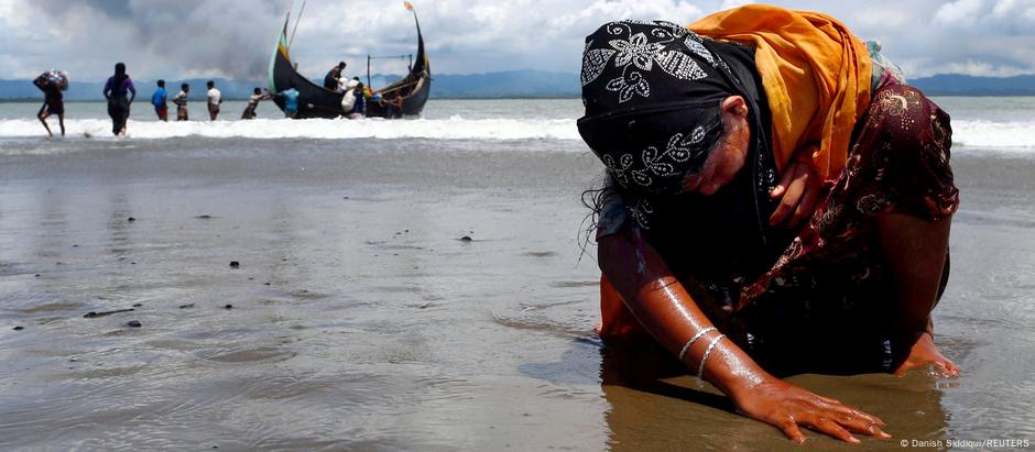 Milhares de rohingyas fugiram para Bangladesh em meio à 