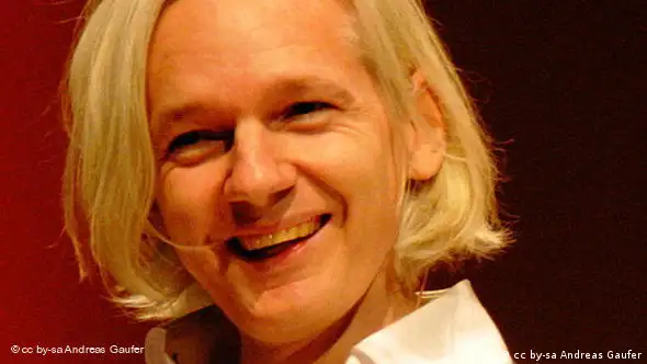 Julian Assange Wikileaks Flash-Galerie