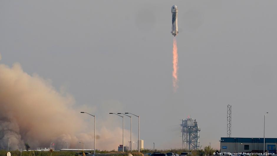 Bezos Space Rides Amazon's Bezos returns to Earth after first space flight