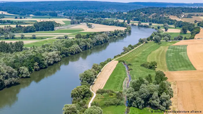 Teile des Donaulimes in Bayern in einer Luftaufnahme