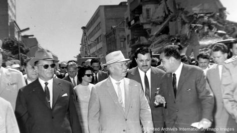 Хрушчов Тито Скопје земјотресот во 1963 година Хрушчов Тито Скопје земјотресот во 1963 година