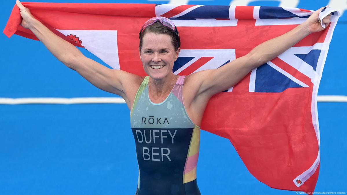 Flora Duffy wins Bermuda's first Olympic gold DW 07/27/2021