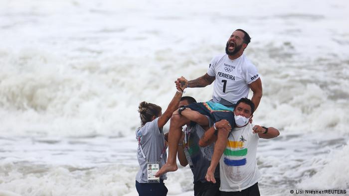 Tokyo 2020 | Surfen: Italo Ferreira aus Brasilien holt Gold